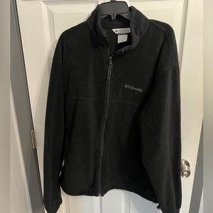 Men’s fleece Columbia jacket. Size XL